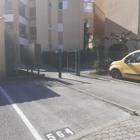Apartamento Appartement dans résidence sécurisée vue piscine, 3ème étage ss ascenseur